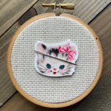 Retro Kitten Needle Minder