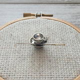 Teacup Needle Minder