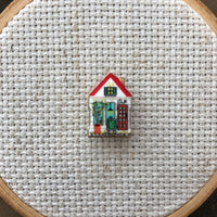 Tiny House Needle Minder